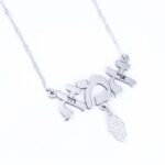 שרשרת אמא עם שמות הנסיכים בשילוב תליון משובץ